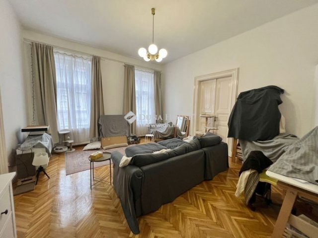 Eladó téglalakás, Budapesten, VI. kerületben 133.9 M Ft