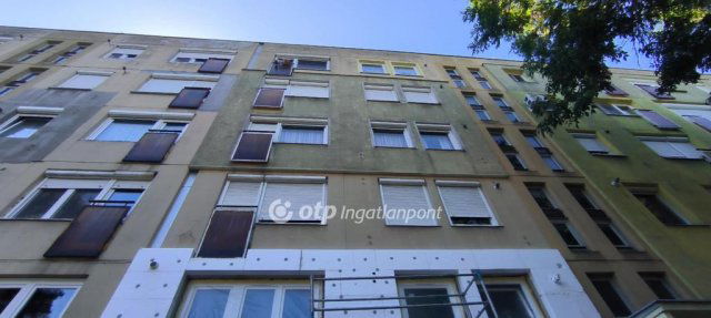 Kiadó panellakás, albérlet, Békéscsabán 130 E Ft / hó