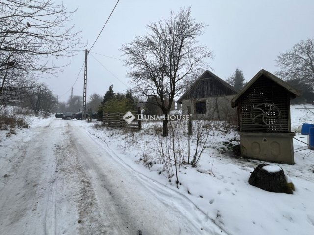 Eladó telek, Alsóújlakon 5.49 M Ft / költözzbe.hu