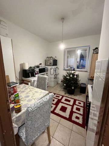 Eladó téglalakás, Komlón 17.5 M Ft, 1 szobás