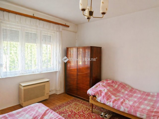 Eladó családi ház, Babóton 44.99 M Ft, 5 szobás