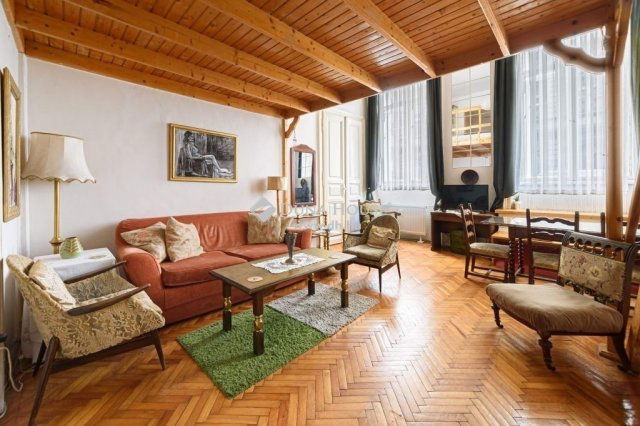 Eladó téglalakás, Budapesten, VI. kerületben 74.9 M Ft, 2 szobás