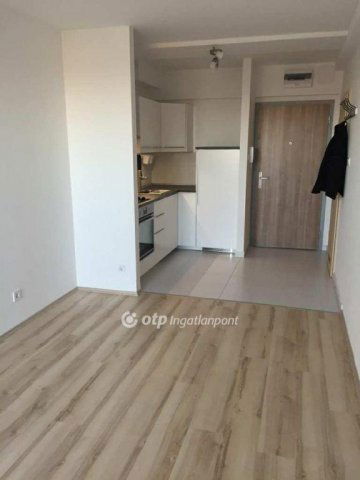 Eladó panellakás, Budapesten, III. kerületben 52 M Ft, 1 szobás