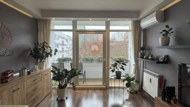 Eladó téglalakás, Pécsett, Lahti utcában 52 M Ft, 2 szobás