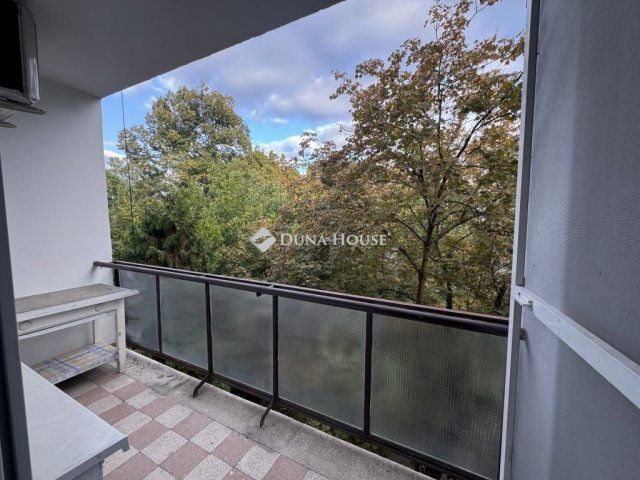 Eladó téglalakás, Budapesten, XIV. kerületben 75 M Ft, 2 szobás