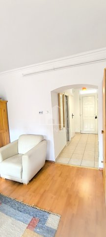 Kiadó téglalakás, albérlet, Balatonalmádiban 220 E Ft / hó