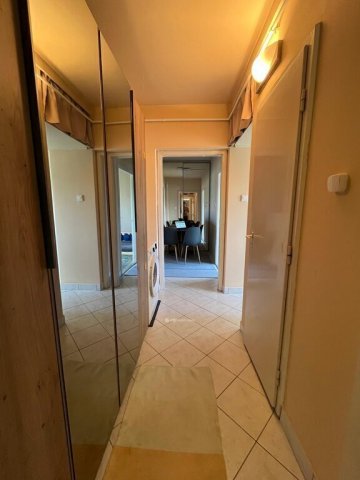 Eladó panellakás, Győrött 54 M Ft, 2 szobás