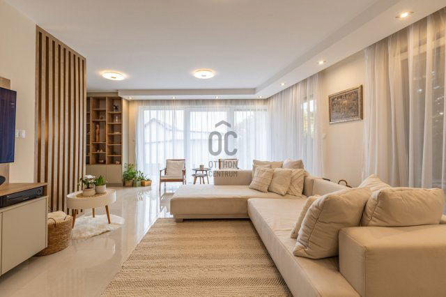 Eladó családi ház, Budapesten, III. kerületben, Jablonka úton