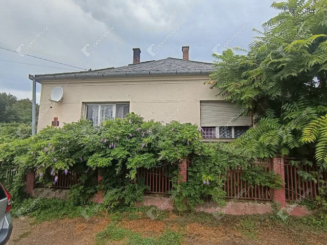 Eladó családi ház, Berzencén 14.9 M Ft, 4 szobás