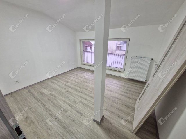 Eladó téglalakás, Nagykanizsán 78 M Ft, 4 szobás