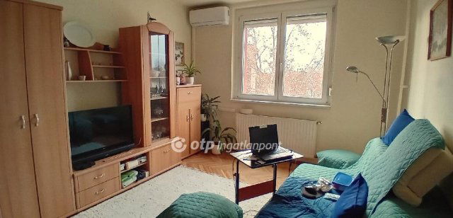 Eladó téglalakás, Székesfehérvárott 55 M Ft, 2 szobás