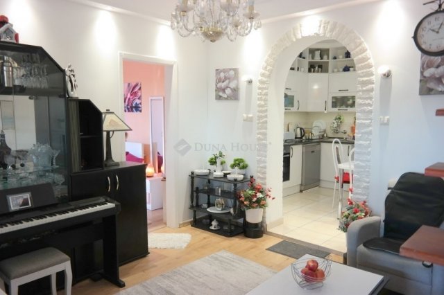 Eladó téglalakás, Budapesten, XX. kerületben 69.9 M Ft, 4 szobás