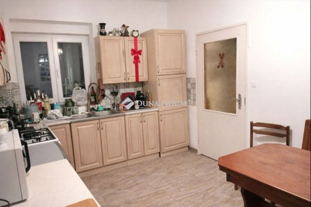 Eladó családi ház, Fertőrákoson 94 M Ft, 3 szobás