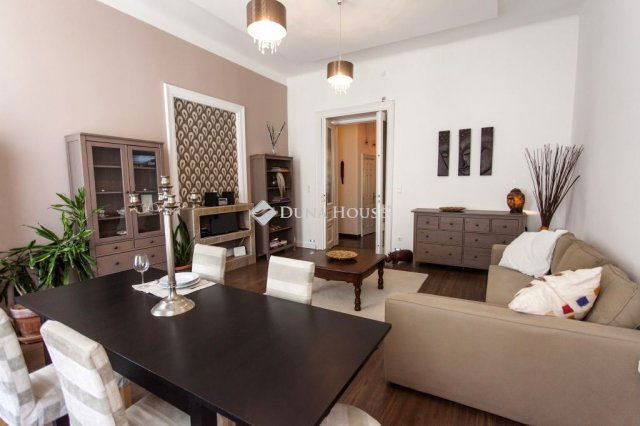 Eladó téglalakás, Budapesten, VI. kerületben 139.9 M Ft