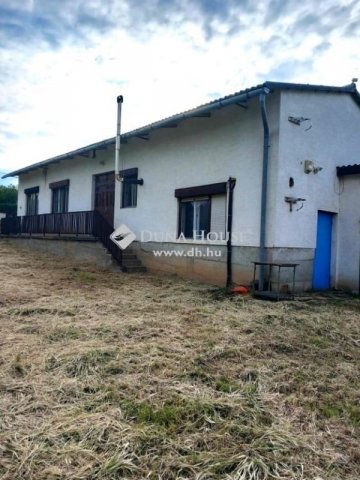 Eladó családi ház, Sárszentmihályon 110 M Ft, 5 szobás