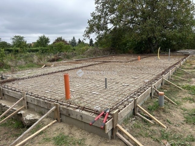 Eladó családi ház, Ócsán 102.5 M Ft, 5 szobás