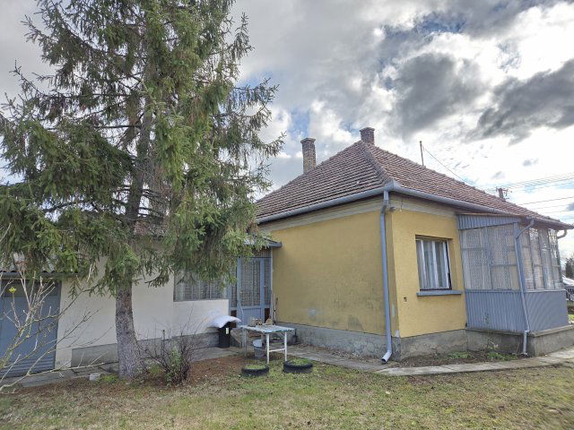 Eladó családi ház, Balatonszentgyörgyön 52 M Ft, 4 szobás