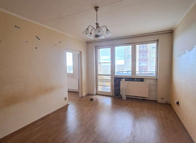 Eladó panellakás, Debrecenben 54.5 M Ft, 3 szobás