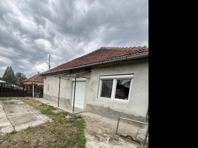 Eladó családi ház, Dobozon 31.9 M Ft, 2+1 szobás
