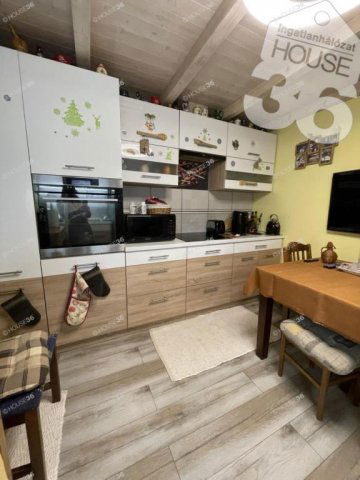 Eladó családi ház, Kecskeméten 55 M Ft, 3 szobás