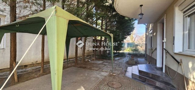 Eladó családi ház, Budakeszin 240 M Ft, 5 szobás
