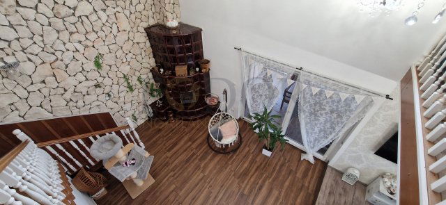 Eladó családi ház, Vecsésen 124.9 M Ft, 4 szobás