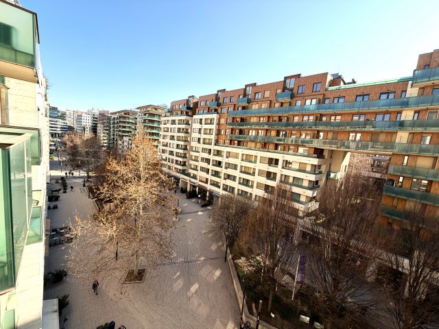 Eladó téglalakás, Budapesten, VIII. kerületben, Corvin sétányon