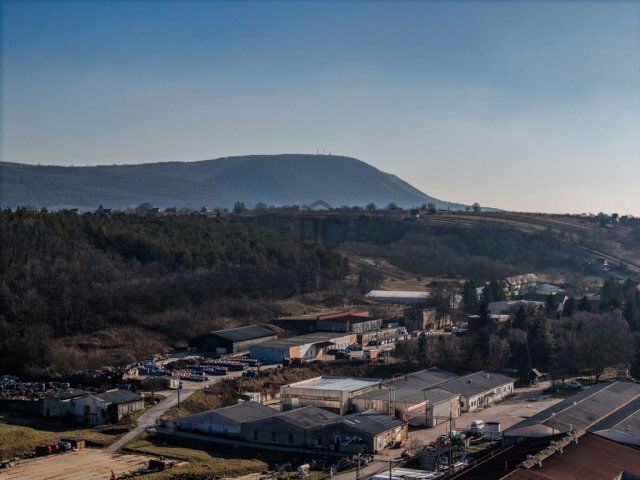 Eladó ipari ingatlan, Móron 400 M Ft / költözzbe.hu