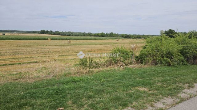 Eladó telek, Iváncsán 12 M Ft / költözzbe.hu