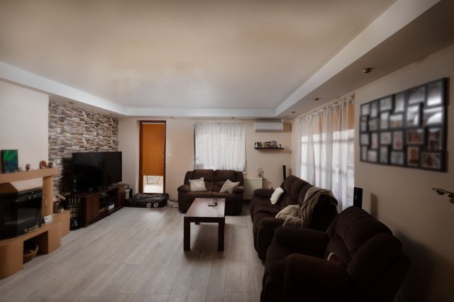 Eladó családi ház, Gyömrőn, Bajcsy-Zsilinszky úton 166 M Ft