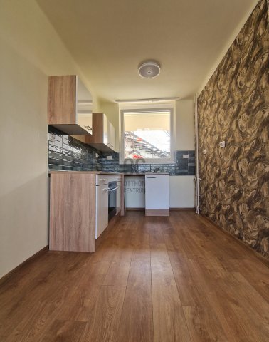 Eladó téglalakás, Budapesten, VIII. kerületben 84.9 M Ft