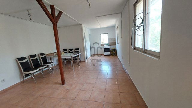 Eladó családi ház, Sülysápon 16 M Ft, 2 szobás
