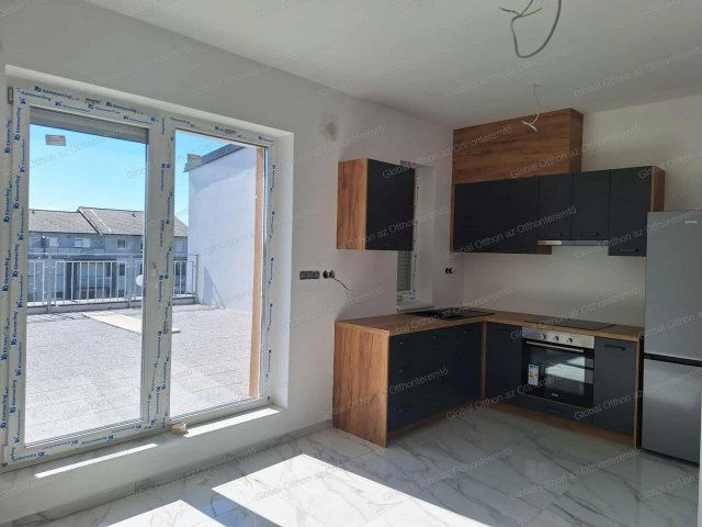 Kiadó téglalakás, albérlet, Levélen 195 E Ft / hó, 2 szobás