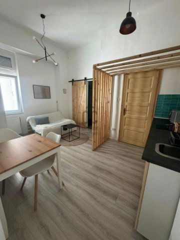 Eladó téglalakás, Budapesten, V. kerületben 219 M Ft, 5 szobás
