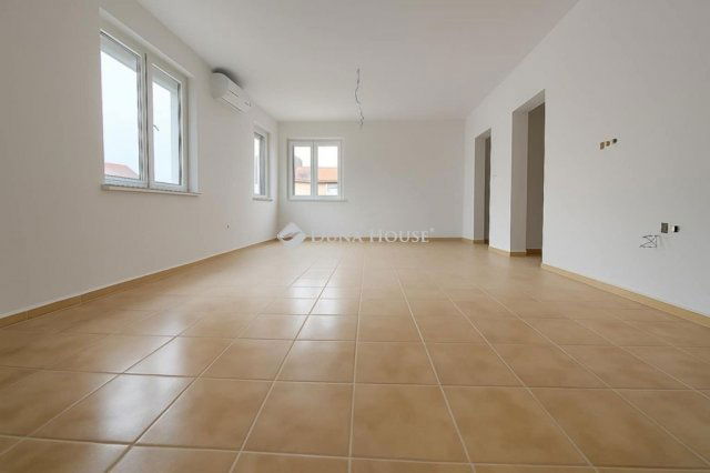 Eladó családi ház, Monoron 71.9 M Ft, 3 szobás