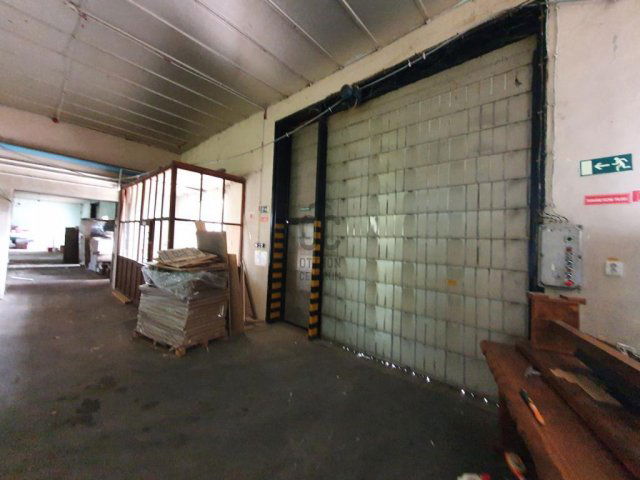 Kiadó ipari ingatlan, Kocséren 550 E Ft / hó