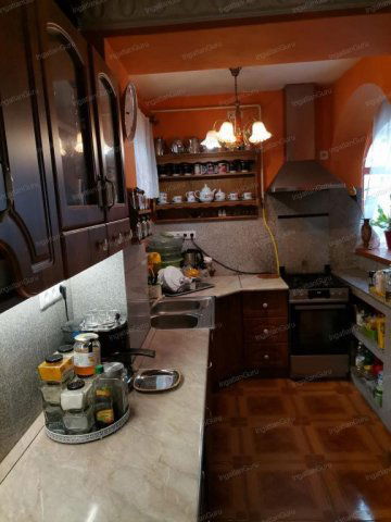 Eladó családi ház, Kecskeméten 99.9 M Ft, 6 szobás