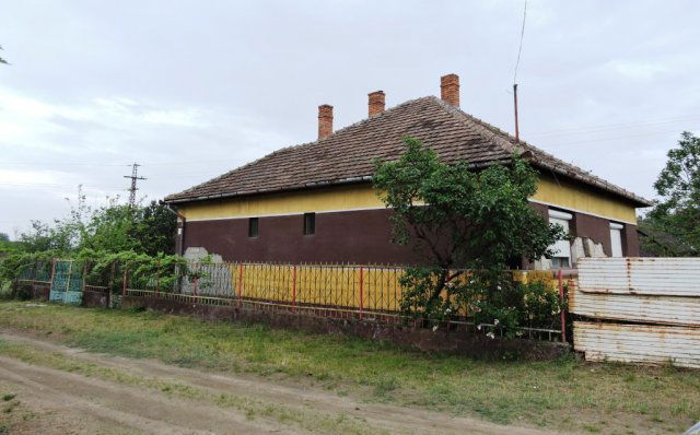 Eladó családi ház, Kecskeméten 33.9 M Ft, 3+1 szobás