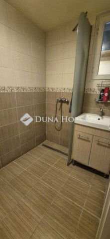 Eladó családi ház, Mohácson 100 M Ft, 5 szobás