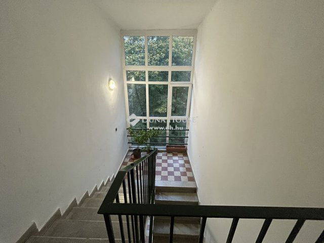 Eladó téglalakás, Budapesten, XVI. kerületben 75 M Ft