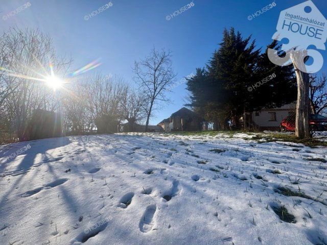 Eladó családi ház, Tiszaugon 17.9 M Ft, 4 szobás