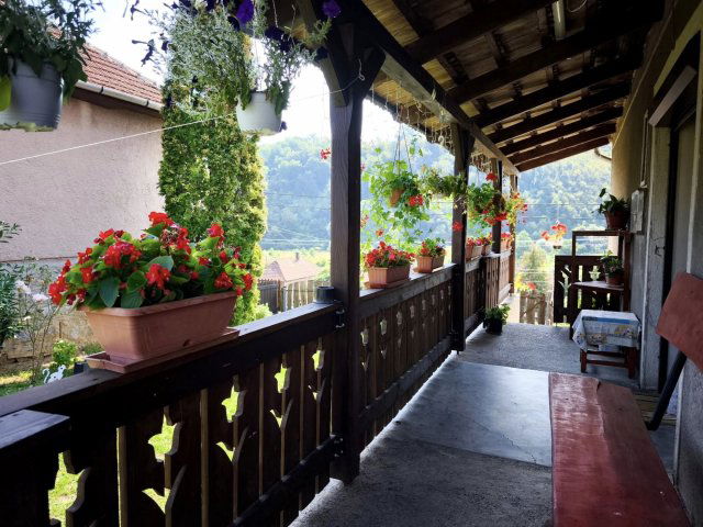 Eladó családi ház, Szinen 14.9 M Ft, 2 szobás