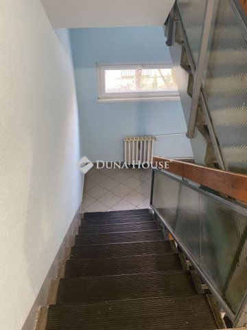 Eladó panellakás, Szegeden, Csorba utcában 72 M Ft, 3 szobás