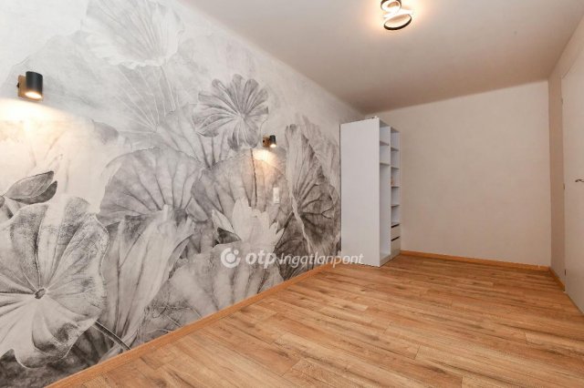 Eladó téglalakás, Budapesten, VIII. kerületben 74.9 M Ft