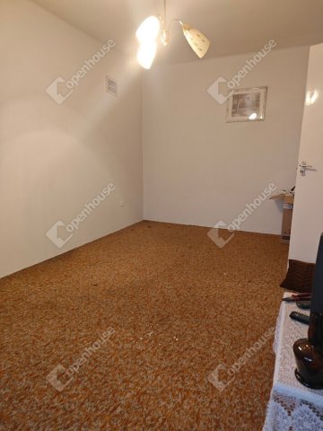 Eladó családi ház, Győrött 105 M Ft, 6 szobás