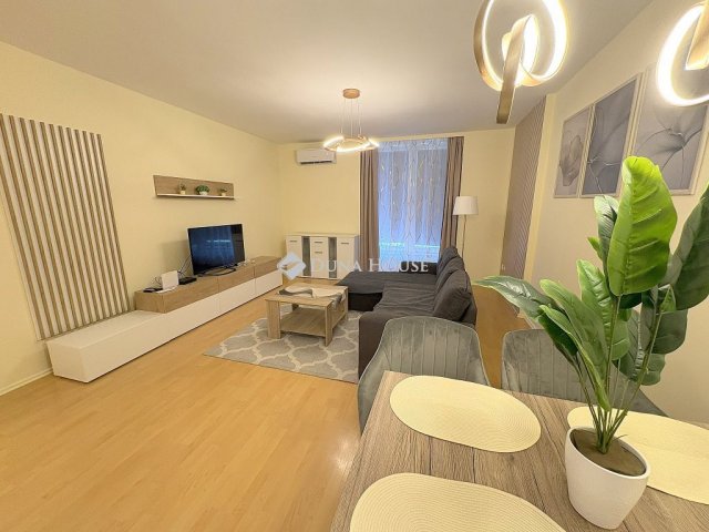 Kiadó téglalakás, albérlet, Nyíregyházán 250 E Ft / hó