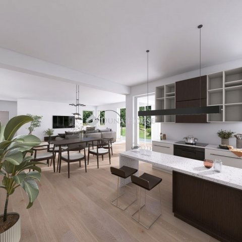 Eladó családi ház, Pócsmegyeren 149 M Ft, 5 szobás