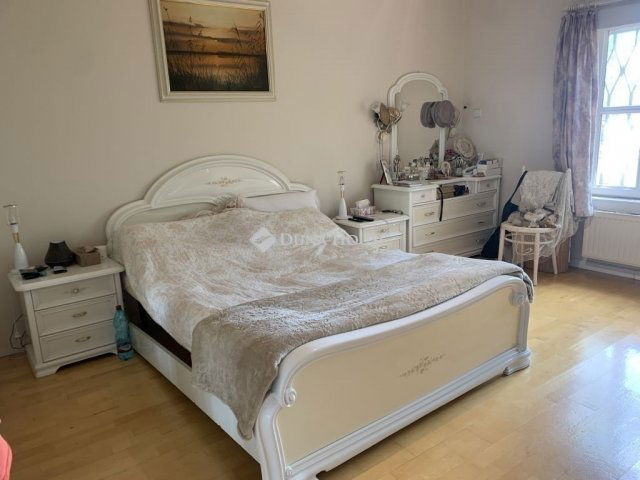 Eladó családi ház, Budapesten, XXII. kerületben 250 M Ft