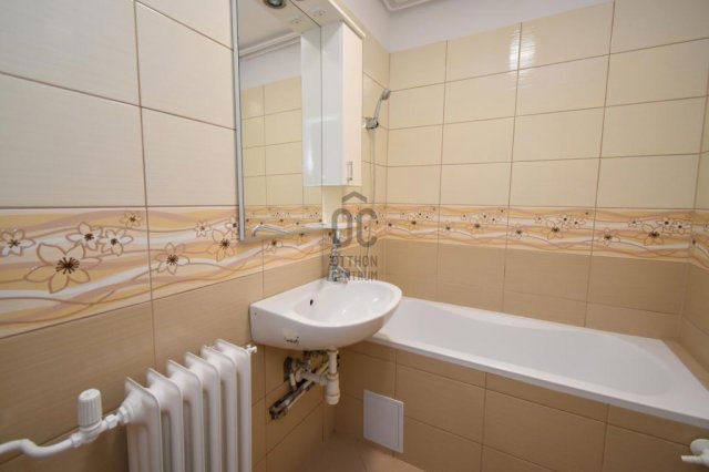 Eladó téglalakás, Nagykanizsán 27.9 M Ft, 2 szobás