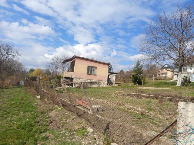 Eladó családi ház, Miskolcon 9.5 M Ft, 3 szobás